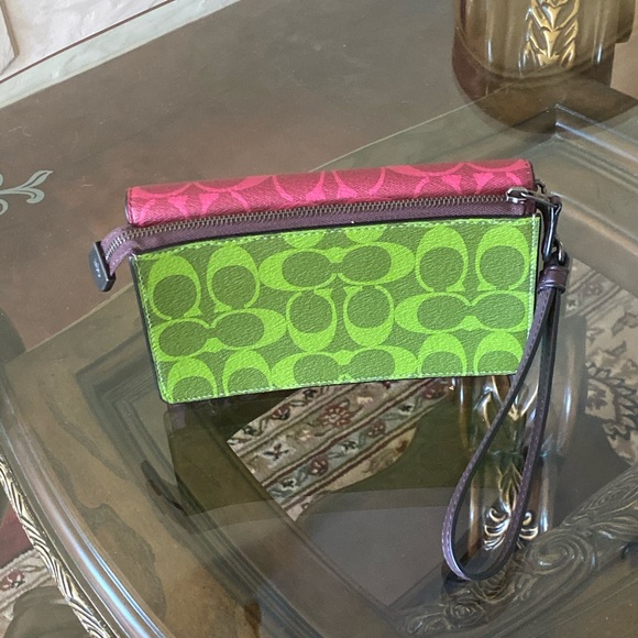 NWT Coach Colorblock Tote&wristlet&wallet - Picture 12 of 16